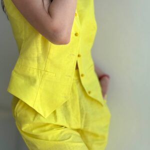 костюм із щільного льону